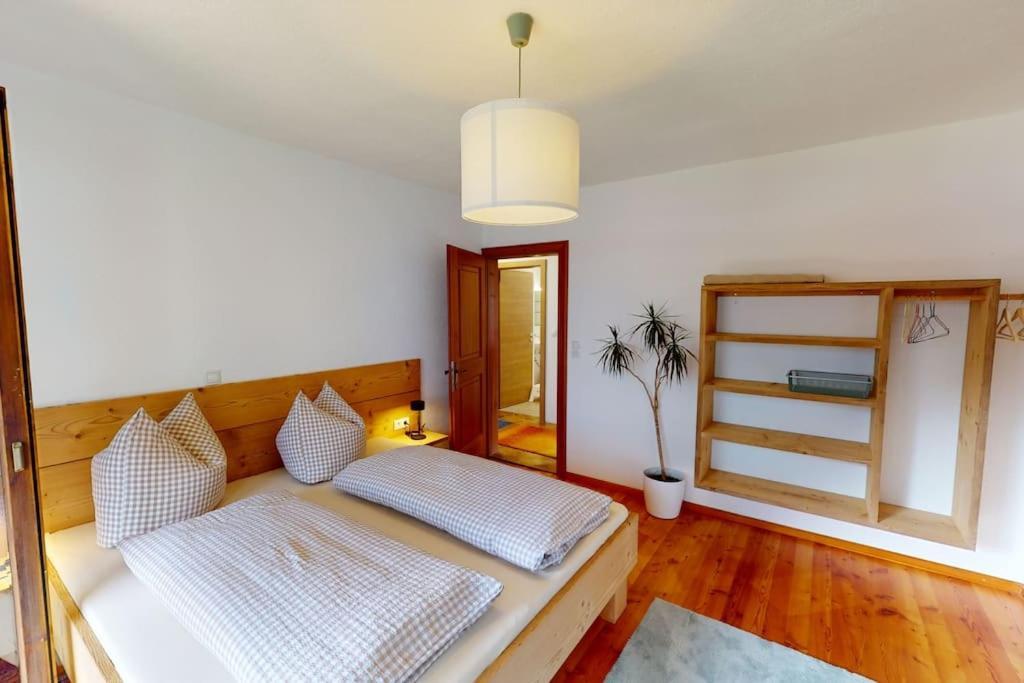 Haus Alberto - Haus Mit 2 Ferienwohnungen Ötztal-Bahnhof 외부 사진