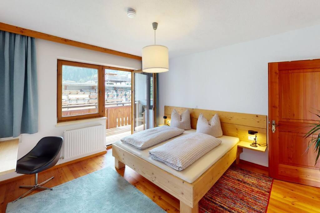 Haus Alberto - Haus Mit 2 Ferienwohnungen Ötztal-Bahnhof 외부 사진