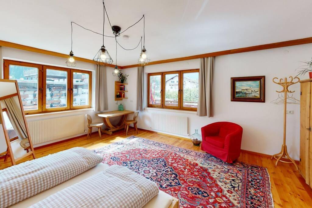 Haus Alberto - Haus Mit 2 Ferienwohnungen Ötztal-Bahnhof 외부 사진
