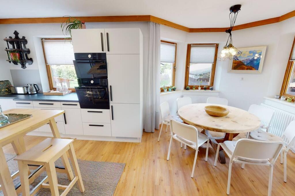 Haus Alberto - Haus Mit 2 Ferienwohnungen Ötztal-Bahnhof 외부 사진